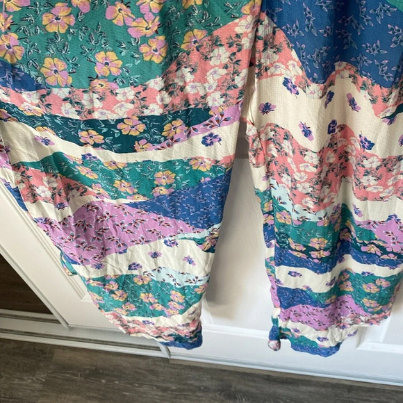 Olivaceous Halter Open Back Patchwork Floral Jumpsuit - Picture 5 of 8